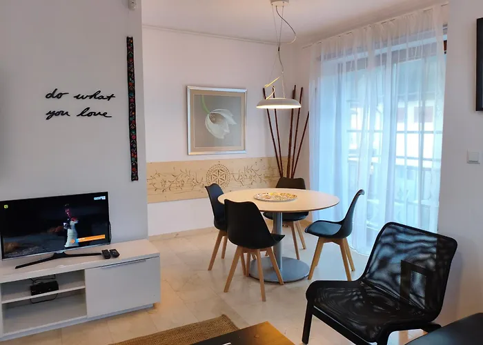 Gusia, * Ζακοπάνε