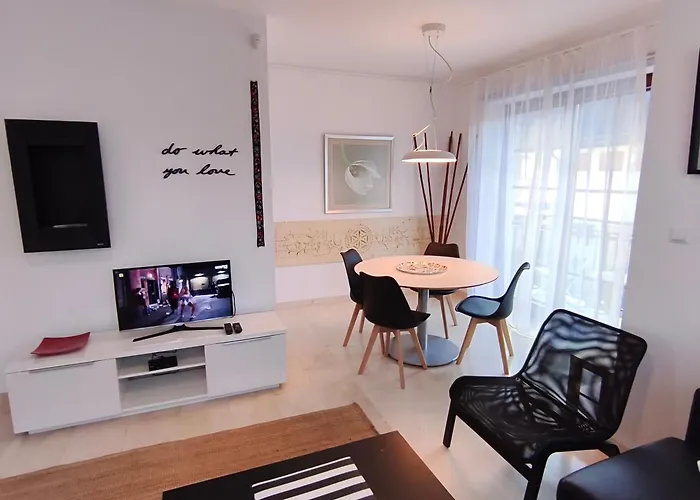 Gusia, * ザコパネ