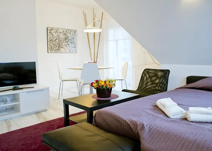 Διαμέρισμα Gusia, *