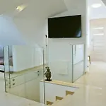 Gusia, Apartamento *