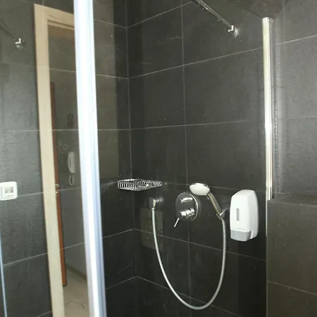 Gusia, Apartament