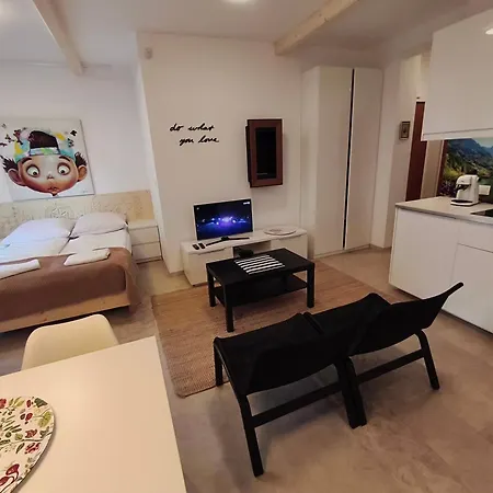 Gusia, Appartement